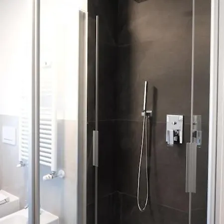 Appartamento Piccola Finestra Su Trento